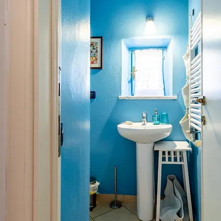Apartman Casa Ginevra - 3 Minutes Walk From The Sea Livorno