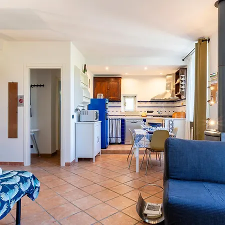 Casa Ginevra - 3 Minutes Walk From The Sea Apartman *